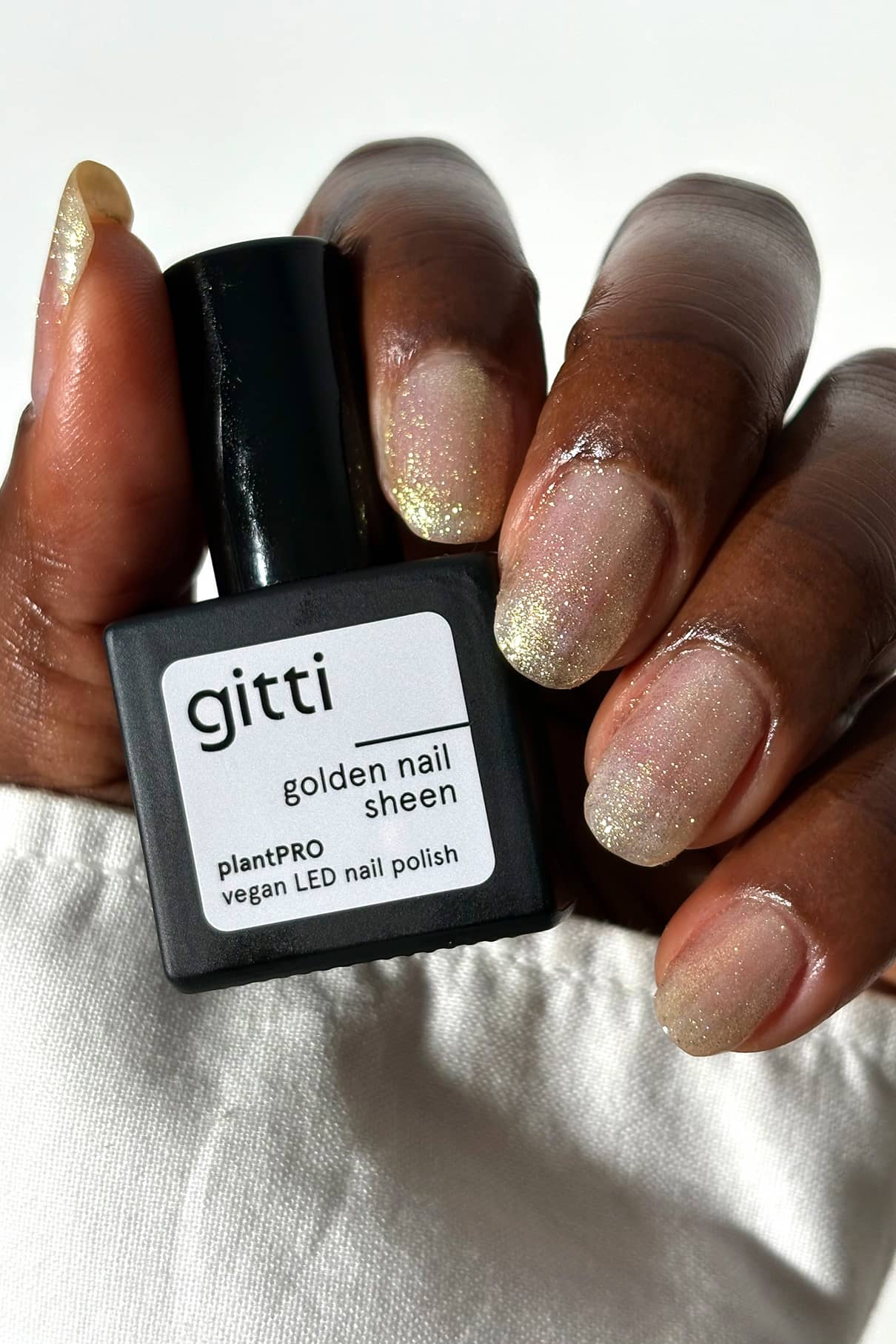Golden Nail Sheen - Image 4