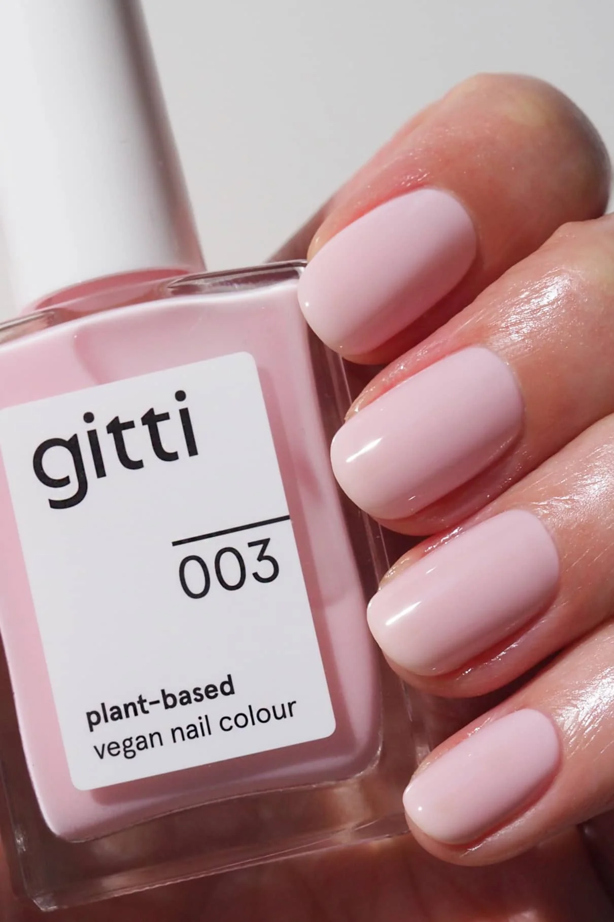 Minimalist Manicure Set - Image 3